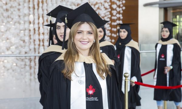 الجمعية الدولية للإعلان تمنح الجامعة الكندية دبي شهادة الاعتماد