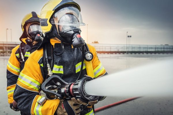 مطارات دبي تتفي باليوم الدولي لرجال الإطفاء