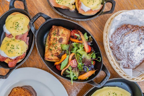 La Serre Bistro introduces an indulgent Champagne Breakfast package