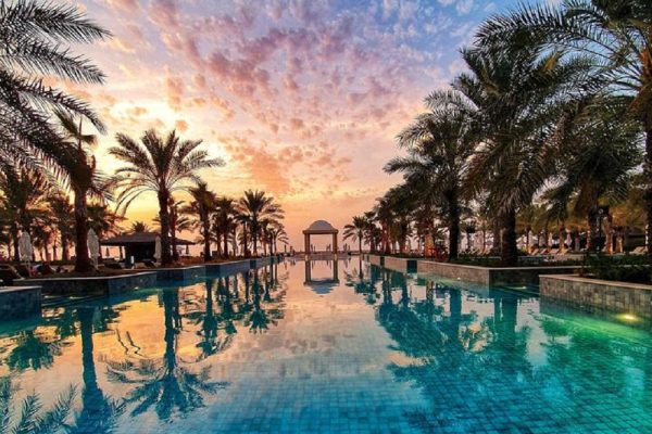 Hilton Ras Al Khaimah Beach Resort’s ‘RAKmantic Retreat’ celebrates Valentine’s