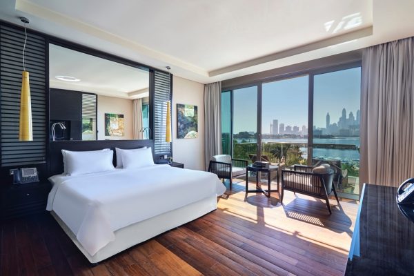 فندق وأجنحة ريكسوس ذا بالم دبي يكشف عن عروض إقامة مميزة بمفهوم شامل