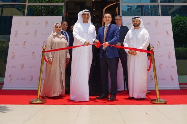 ليوس إنترناشونال تفتتح مركز المبيعات الجديد بحضور دائرة الأراضي والأملاك في دبي