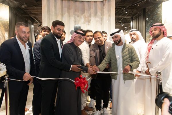 افتتاح صالة عرض تشاو للسيراميك في دبي